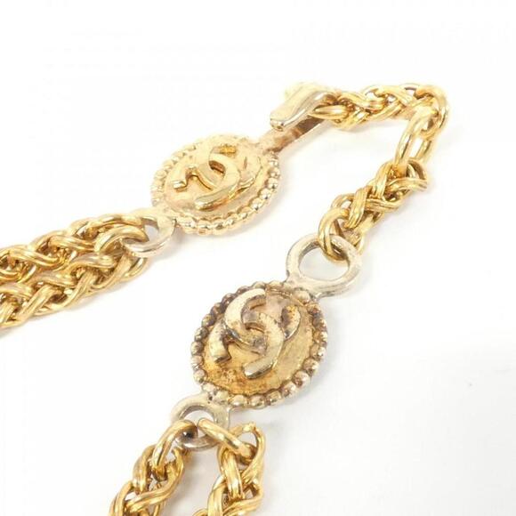 CHANEL Green Necklace - Picture 6 of 7